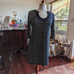 Enfocus Studio knee length dress  SZ 4